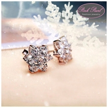 SNOWFLAKE EARRINGS