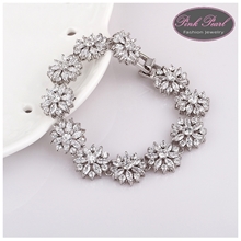 SNOW FLOWER BRACELET