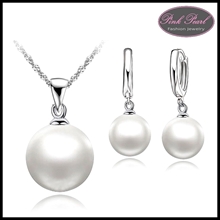 FRESHWATER PEARL SET